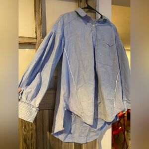 We the free shirt size small